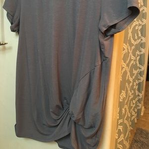 Athleta knot tee